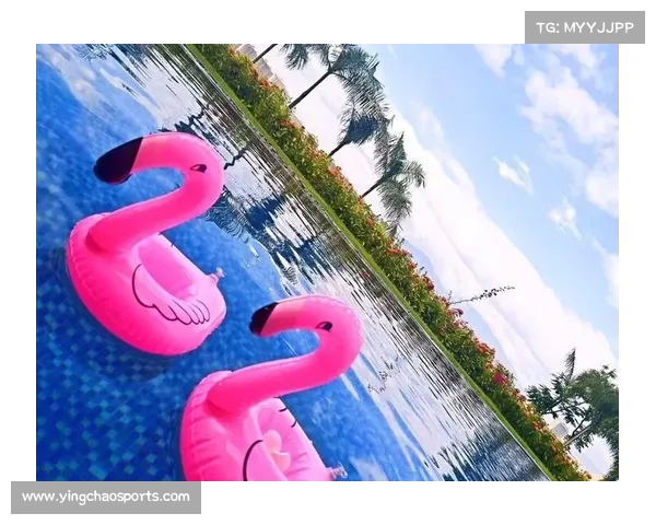 全运会志愿者服务:泳池畔的“蓝精灵”温暖助力 全运会志愿者服务:泳池畔的“蓝精灵”温暖助力